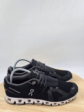 On Cloud Womens Swiss Engineering Black Running Shoes Sneakers Size 8.5